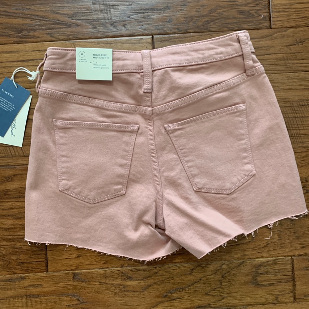NWT Universal Thread Shorts - Picture 5 of 5
